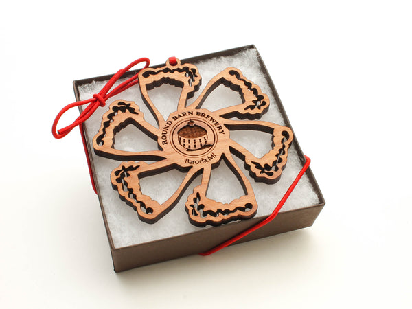 Round Barn Winery Beer Glass Snowflake Ornament Gift Box