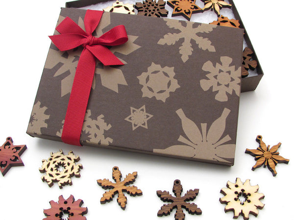 Mini Wood Snowflake Ornament Gift Box - Set of 15 - Nestled Pines - 4