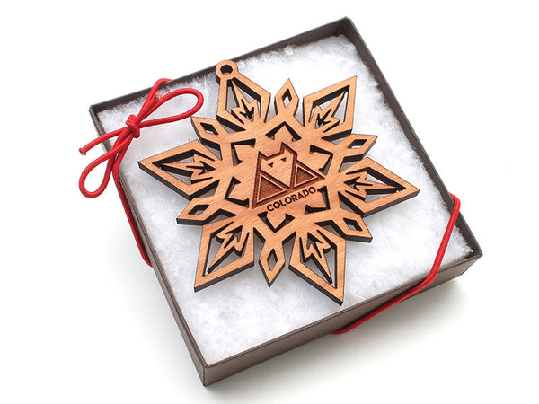Wolf Creek Snowflake Gift Box - Nestled Pines - 1